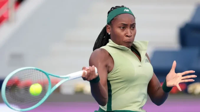 coco-gauff-250211-forehand-g-1200