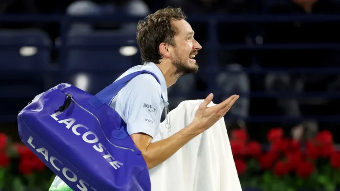 daniil-medvedev-reacts-250227g1200