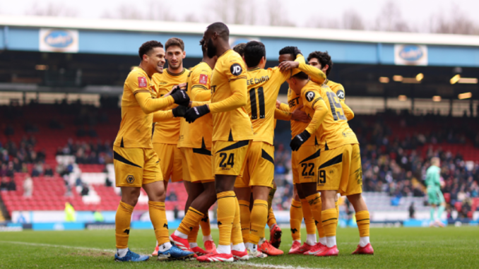 soc_090225_fac_bbrvwol_f